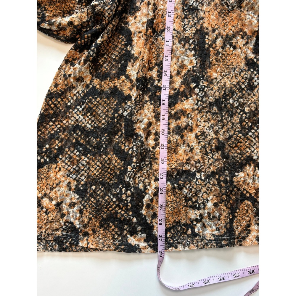 Free People Lace Blouse Snake Reptile Pattern‎ Womens M V-Neck Relaxed Fit - Picture 12 of 13